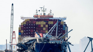 El barco que destruy&oacute; el puente de Baltimore ser&aacute; movilizado el lunes