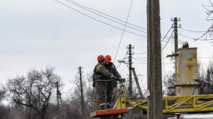 Kiev conferma, attaccate due centrali nel Donetsk