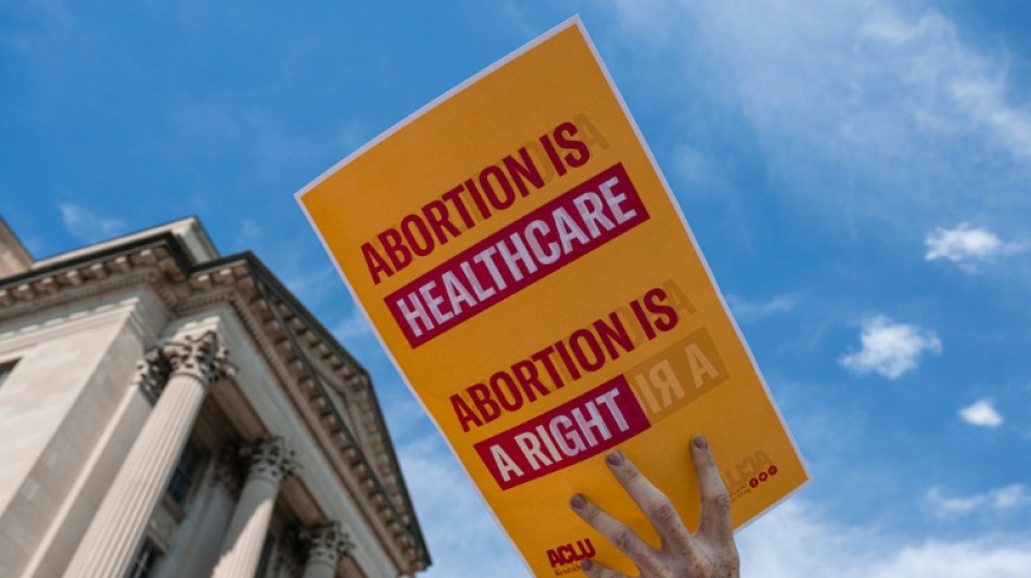 Pilule abortive: les Etats-Unis autorisent un nouveau g&eacute;n&eacute;rique, rage des conservateurs