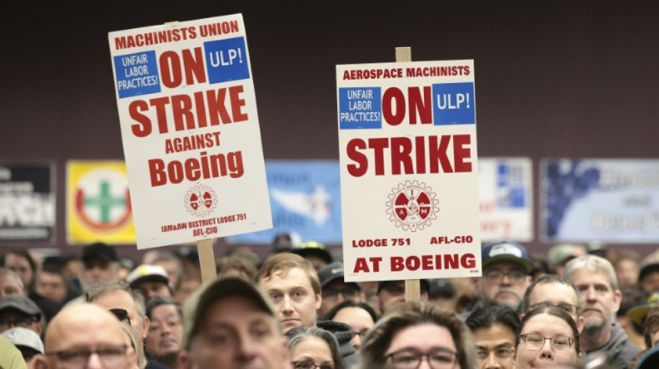 Huelguistas de Boeing someten a votaci&oacute;n el nuevo convenio colectivo