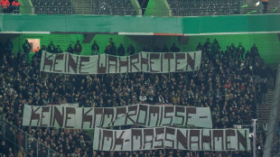 Stadionsicherheit: Politik verzichtet auf drastische Ma&szlig;nahmen