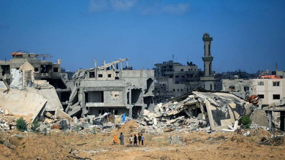El ej&eacute;rcito israel&iacute; bombardea Gaza despu&eacute;s de una andanada de proyectiles lanzados hacia Israel