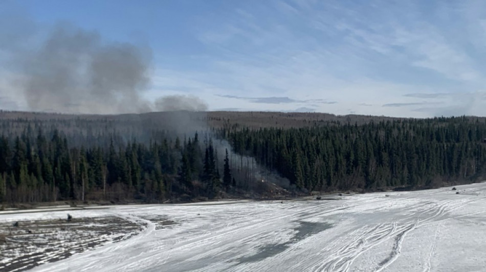 Un avi&oacute;n de carga con dos pasajeros se estrella en Alaska