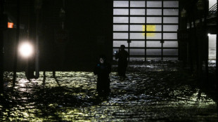 Furac&atilde;o Milton deixa ao menos quatro mortos e milh&otilde;es de lares sem eletricidade na Fl&oacute;rida