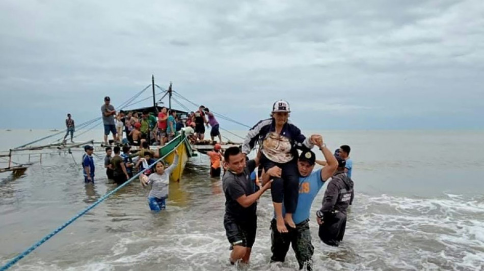 Philippines: la temp&ecirc;te Megi a fait 115 morts 