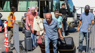 Los turco-libaneses evacuados lloran por su pa&iacute;s de adopci&oacute;n