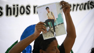 "Ay&uacute;denos a salir de este lugar tan feo": La carta de adolescentes presos en Venezuela