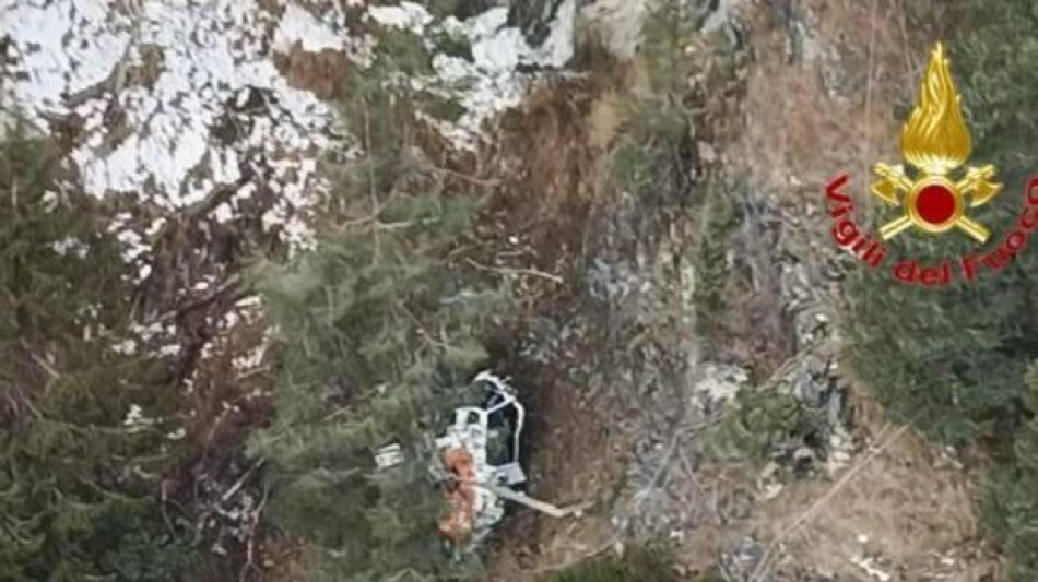 Elicottero caduto in Valtellina, un passeggero è morto