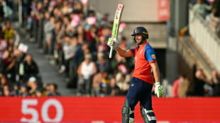England thrash Sri Lanka again to return to top of T20 rankings