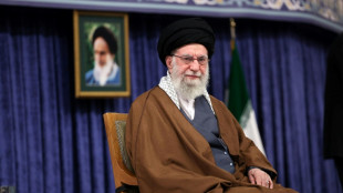 Iran: le pouvoir ne "reculera pas" face aux manifestations, avertit Khamenei