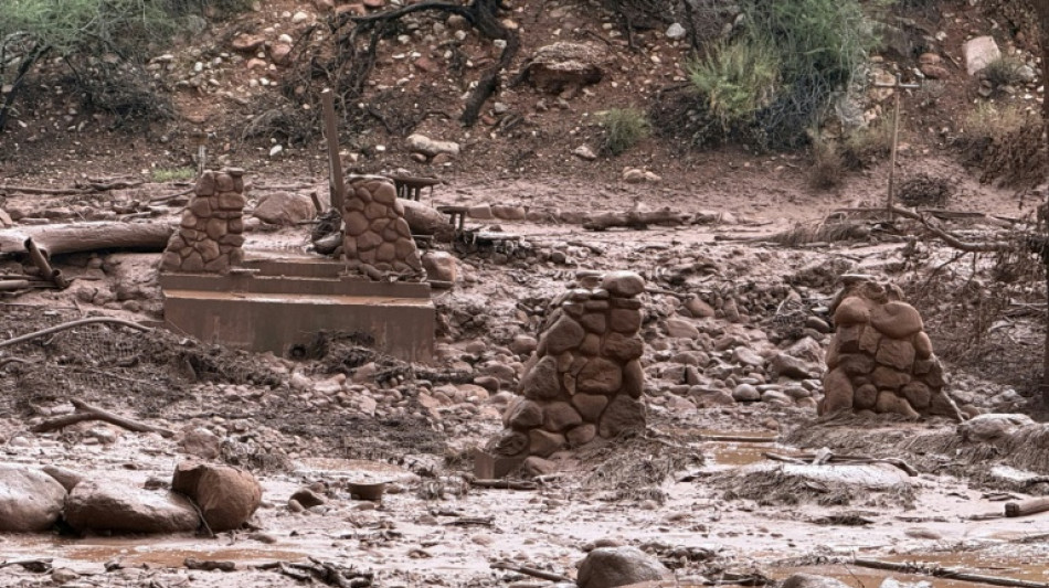 Dos muertos y una persona a&uacute;n desaparecida tras la inundaci&oacute;n repentina en el Gran Ca&ntilde;&oacute;n de EEUU