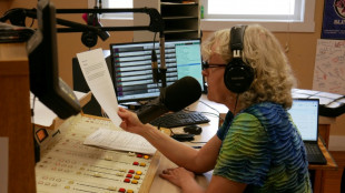 Privée de financements publics, une radio locale américaine lutte pour sa survie
