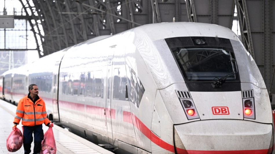 Kretschmer will Sondervermögen für Bahn und Bildung - unter Bedingungen