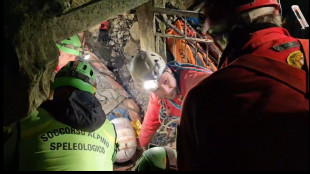 Pi&ugrave; di 150 tecnici al lavoro per salvare la speleologa in 80 ore