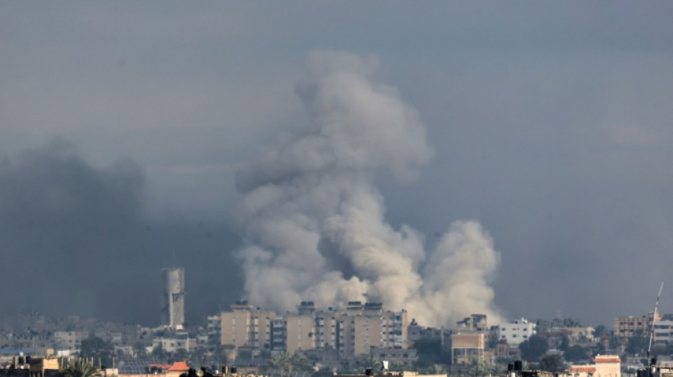 UE pede investiga&ccedil;&atilde;o sobre ag&ecirc;ncia de ajuda palestina; combates continuam em Gaza