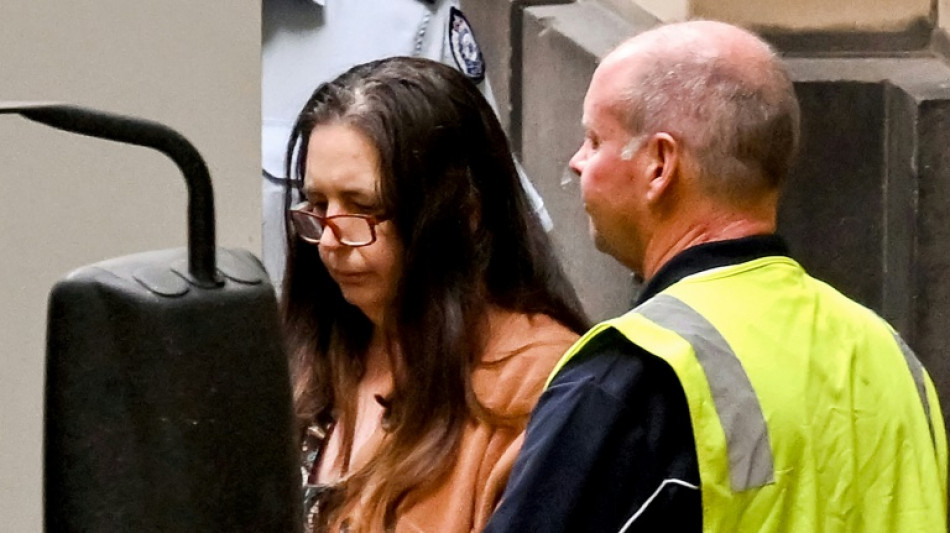 Cadena perpetua a australiana que mató a familiares con hongos tóxicos en su comida