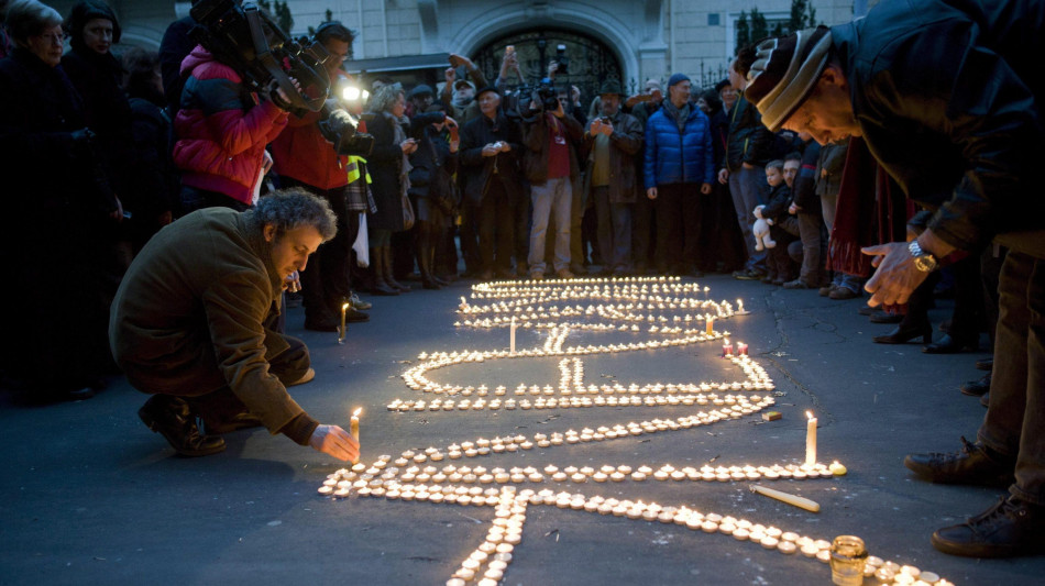 L'Ungheria espelle 10 diplomatici russi, 'attivit&agrave; inaccettabili'