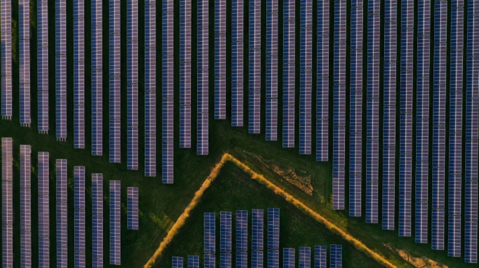 La deuda p&uacute;blica brit&aacute;nica sube en octubre por los subsidios a la energ&iacute;a