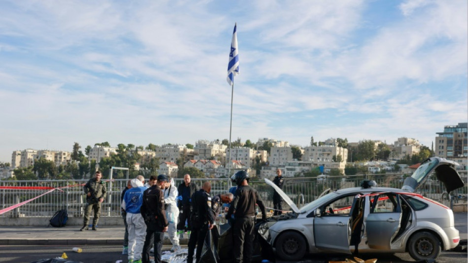 Un ataque perpetrado por dos palestinos deja tres muertos en Jerusal&eacute;n
