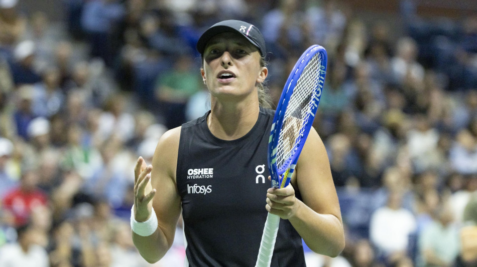 US Open: Swiatek in scioltezza al secondo turno