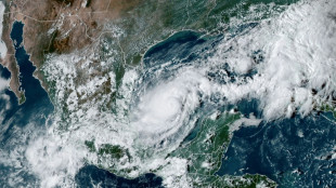 Hurac&aacute;n Milton crece a categor&iacute;a 4, amenaza a M&eacute;xico y Florida 