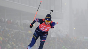 Biathlon: premier podium pour Simon, Giacomel brille pour Bakken
