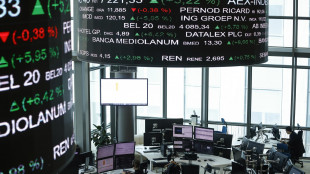 Borsa: l'Europa in ordine sparso dopo Wall Street, Milano -0,3%
