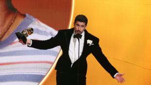 Grammy refor&ccedil;a mensagem contra a pol&iacute;cia migrat&oacute;ria dos EUA