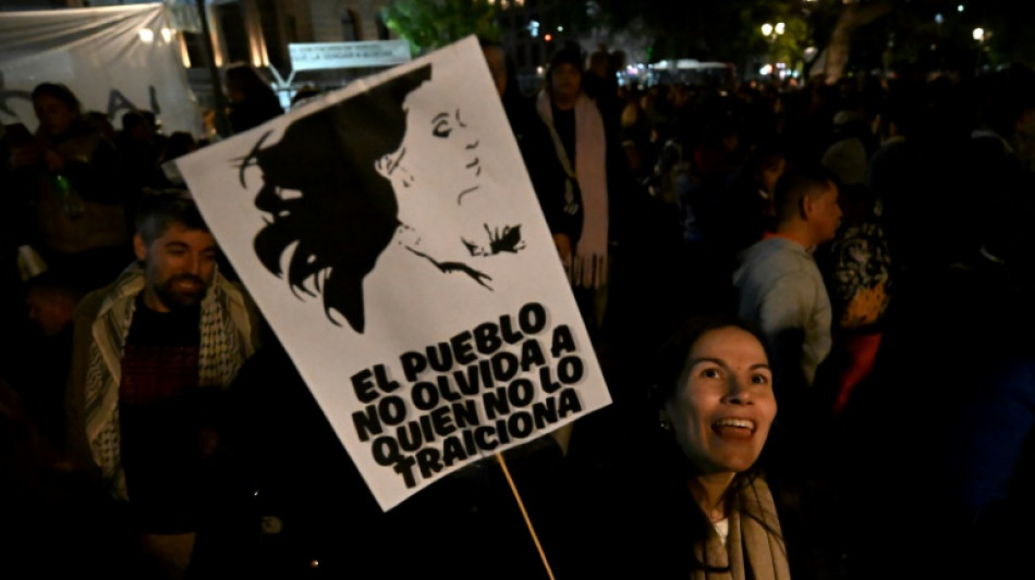 La expresidenta Kirchner se presentará el miércoles para su detención en Argentina