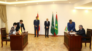 Espa&ntilde;a firma en Mauritania y en Gambia acuerdos para combatir la inmigraci&oacute;n ilegal