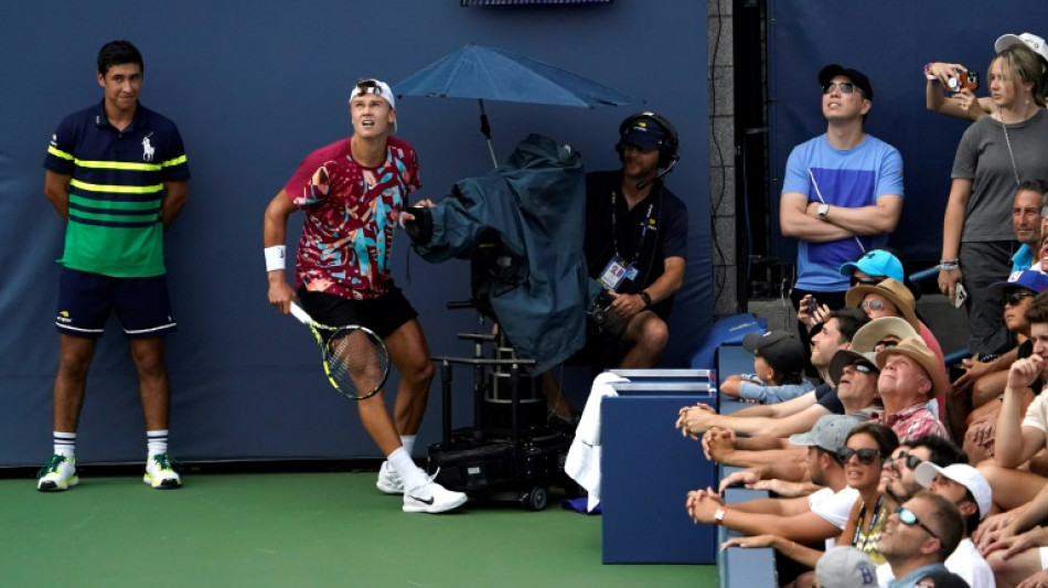 Rune &eacute; eliminado na primeira fase do US Open pelo espanhol Carball&eacute;s