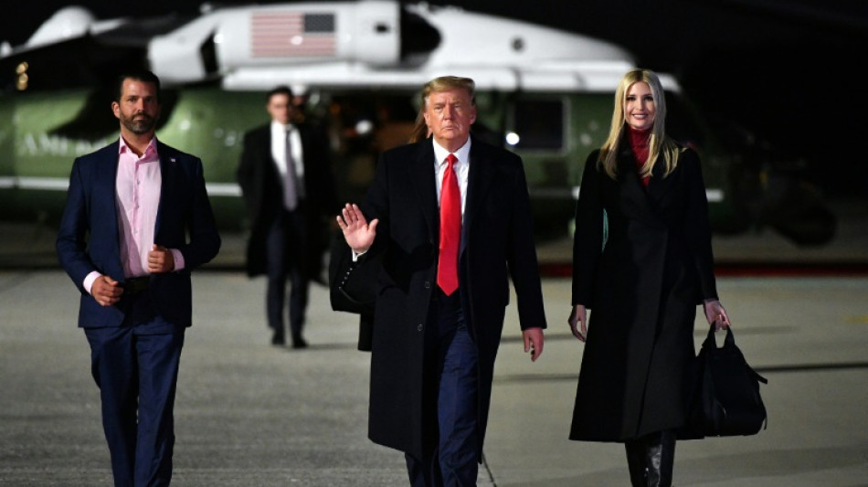 Filho de Trump d&aacute; in&iacute;cio a s&eacute;rie de depoimentos do cl&atilde; em julgamento que amea&ccedil;a seu imp&eacute;rio