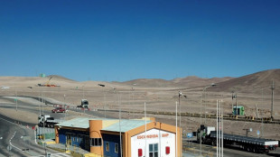 La mina de cobre chilena Escondida trabaja con un plan de emergencia en el tercer d&iacute;a de huelga