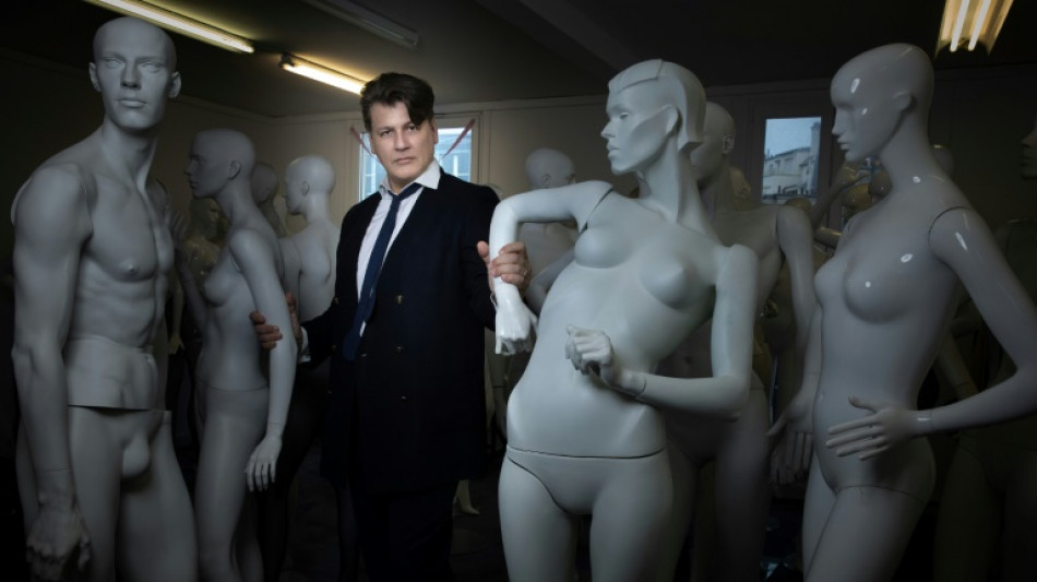 Descendentes de Pierre Cardin disputam heran&ccedil;a do estilista