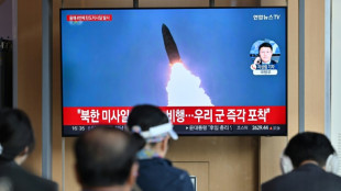 Coreia do Norte dispara m&iacute;sseis bal&iacute;sticos de curto alcance