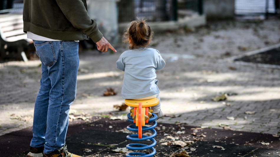 Cresce il rischio di povertà o esclusione di under 6, è al 27,7%