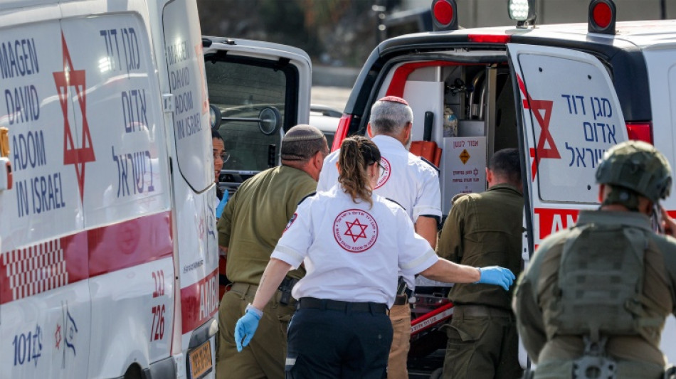Netanyahu ordena 'fechamento total' da Cisjord&acirc;nia ap&oacute;s ataque armado