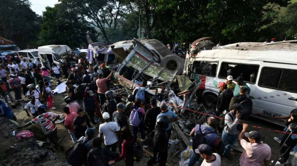 21 killed in deadliest Colombia bombing in decades