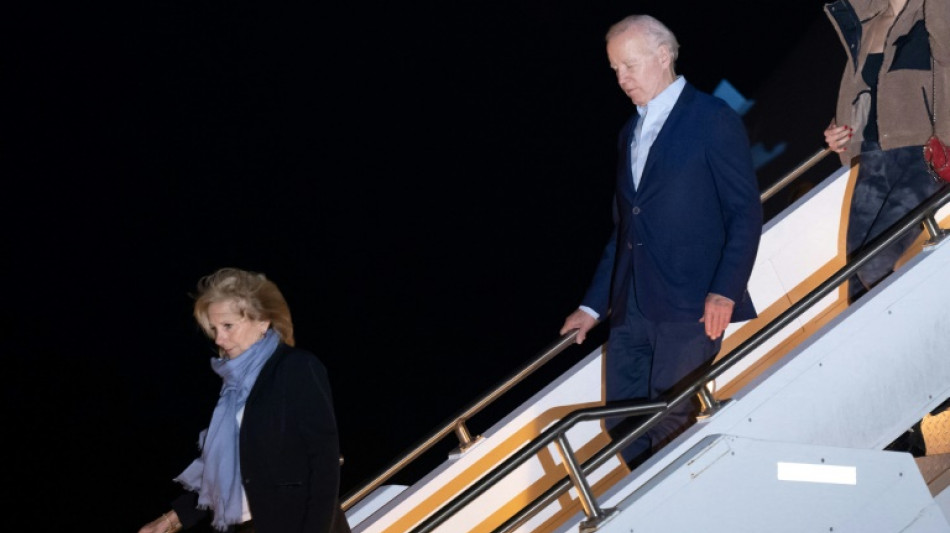 Biden firma la ley de gasto del gobierno por 1,7 billones de d&oacute;lares