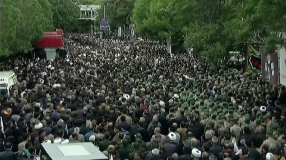 Ir&atilde; presta homenagens ao presidente Ebrahim Raisi 