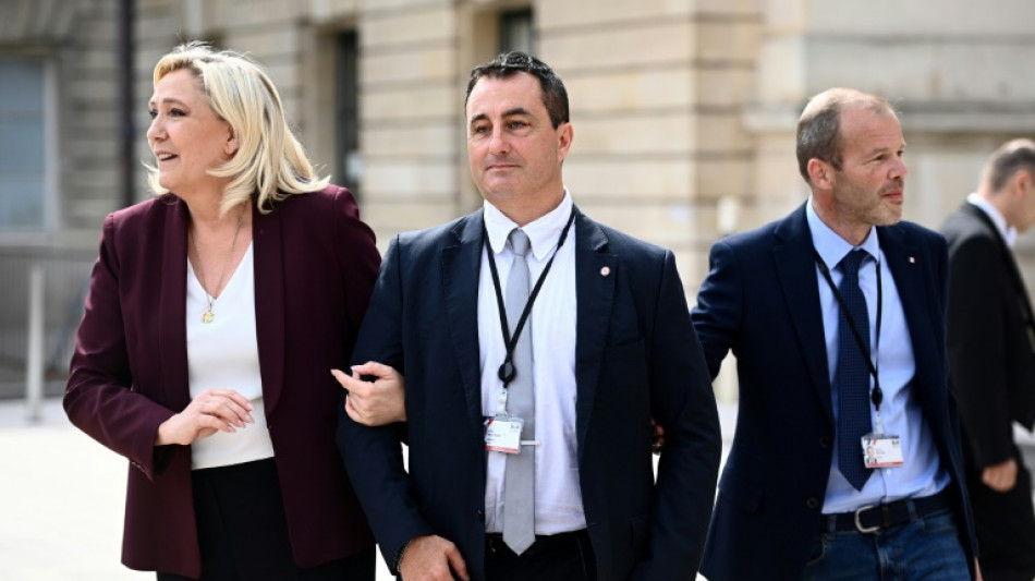 Jos&eacute; Beaurain, d&eacute;put&eacute; RN non-voyant, veut "ouvrir les yeux" des Fran&ccedil;ais sur le handicap