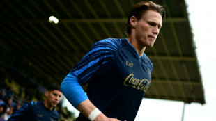 Meia escoc&ecirc;s Scott McTominay, do Napoli, passa por cirurgia bem-sucedida no cora&ccedil;&atilde;o