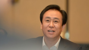Jefe de gigante inmobiliario chino Evergrande retenido por la polic&iacute;a, seg&uacute;n Bloomberg