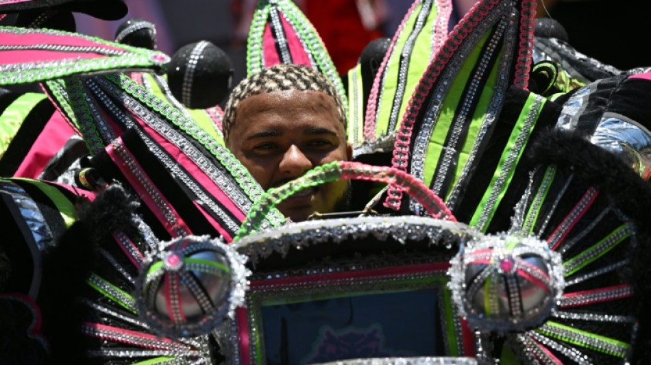 Grupo Especial se prepara para 1&ordf; noite de desfiles do carnaval carioca