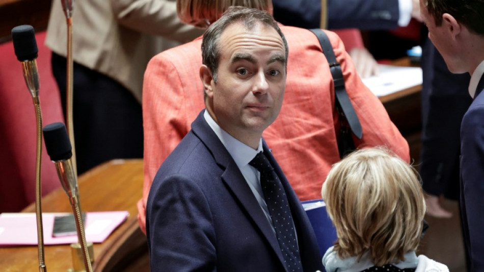 Ing&eacute;rences: Lecornu pr&eacute;sente les risques et r&eacute;ponses avant la pr&eacute;sidentielle 
