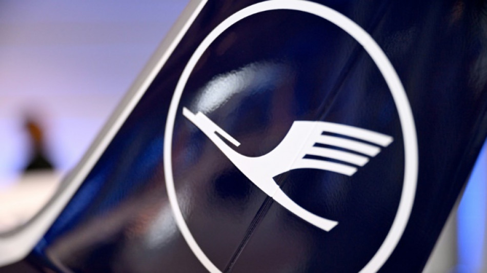 La compa&ntilde;&iacute;a a&eacute;rea alemana Lufthansa suspende los vuelos desde y hacia Teher&aacute;n