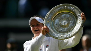 Wimbledon: Krejcikova soul&egrave;ve un inattendu deuxi&egrave;me troph&eacute;e du Grand Chelem