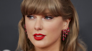 Dakota Johnson e Colin Farrell nel nuovo video di Taylor Swift