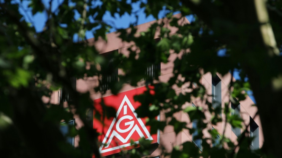 IG Metall beschlie&szlig;t Warnstreiks in nordrhein-westf&auml;lischer Stahlindustrie