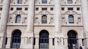 Borsa: Milano sale (+0,27%), bene Unicredit, Saipem e Tenaris